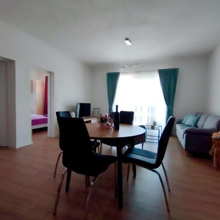 Apartman, Studio And Room Kata Póla Kültér fotó