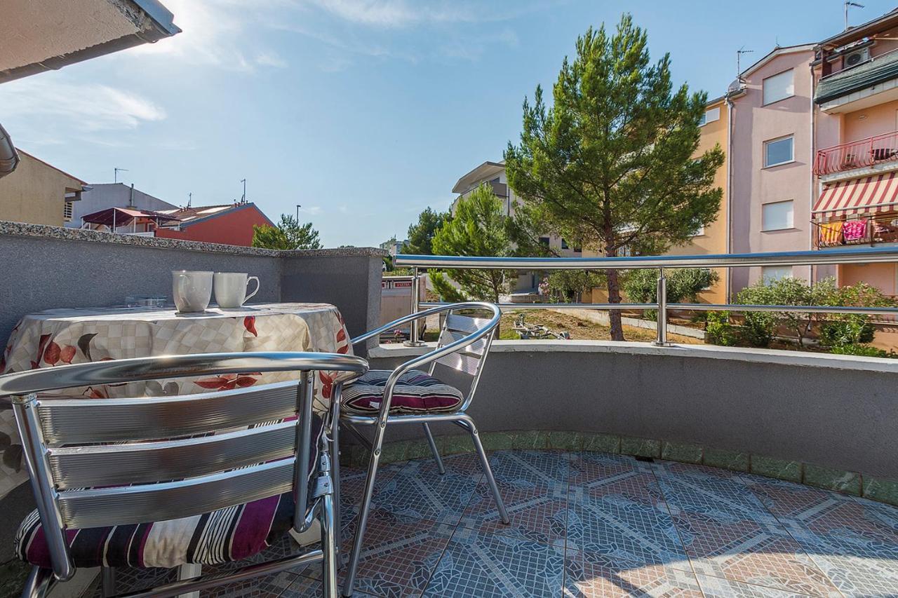 Apartman, Studio And Room Kata Póla Kültér fotó