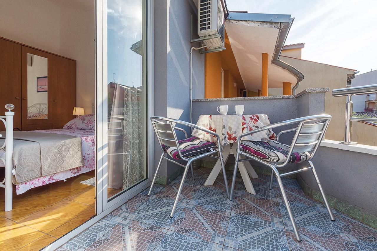 Apartman, Studio And Room Kata Póla Kültér fotó