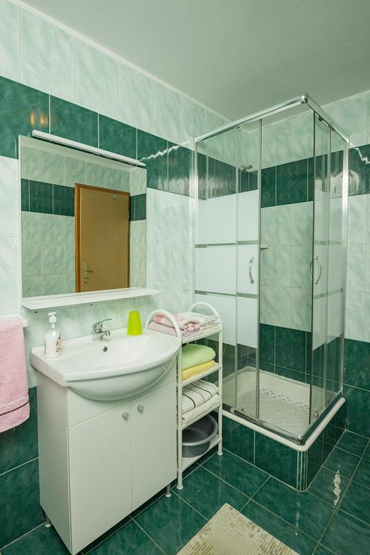 Apartman, Studio And Room Kata Póla Kültér fotó