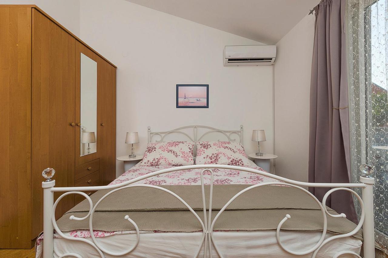 Apartman, Studio And Room Kata Póla Kültér fotó